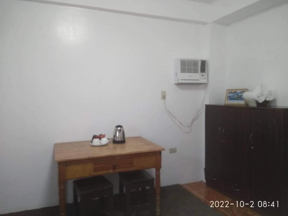 Alona'S Traditional Filipino Home Near 100 Islands Wharf Alaminos Exterior foto